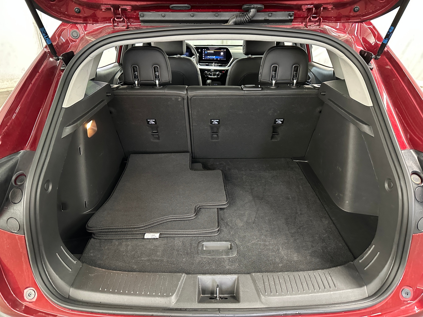 Thumbnail: 2025 Chevrolet Trax - 7