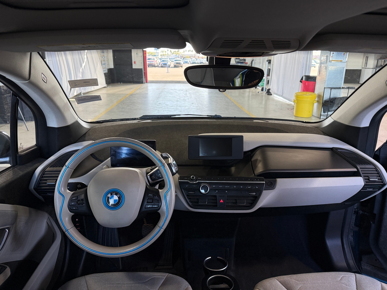 Thumbnail: 2018 BMW i3 - 3