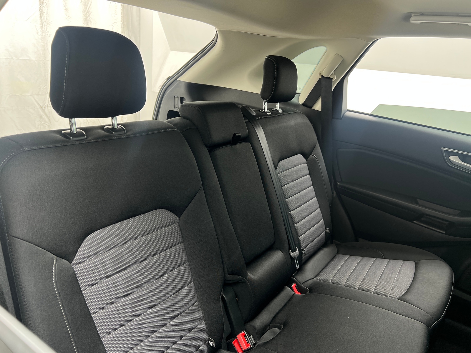 Thumbnail: 2020 Ford Edge - 6