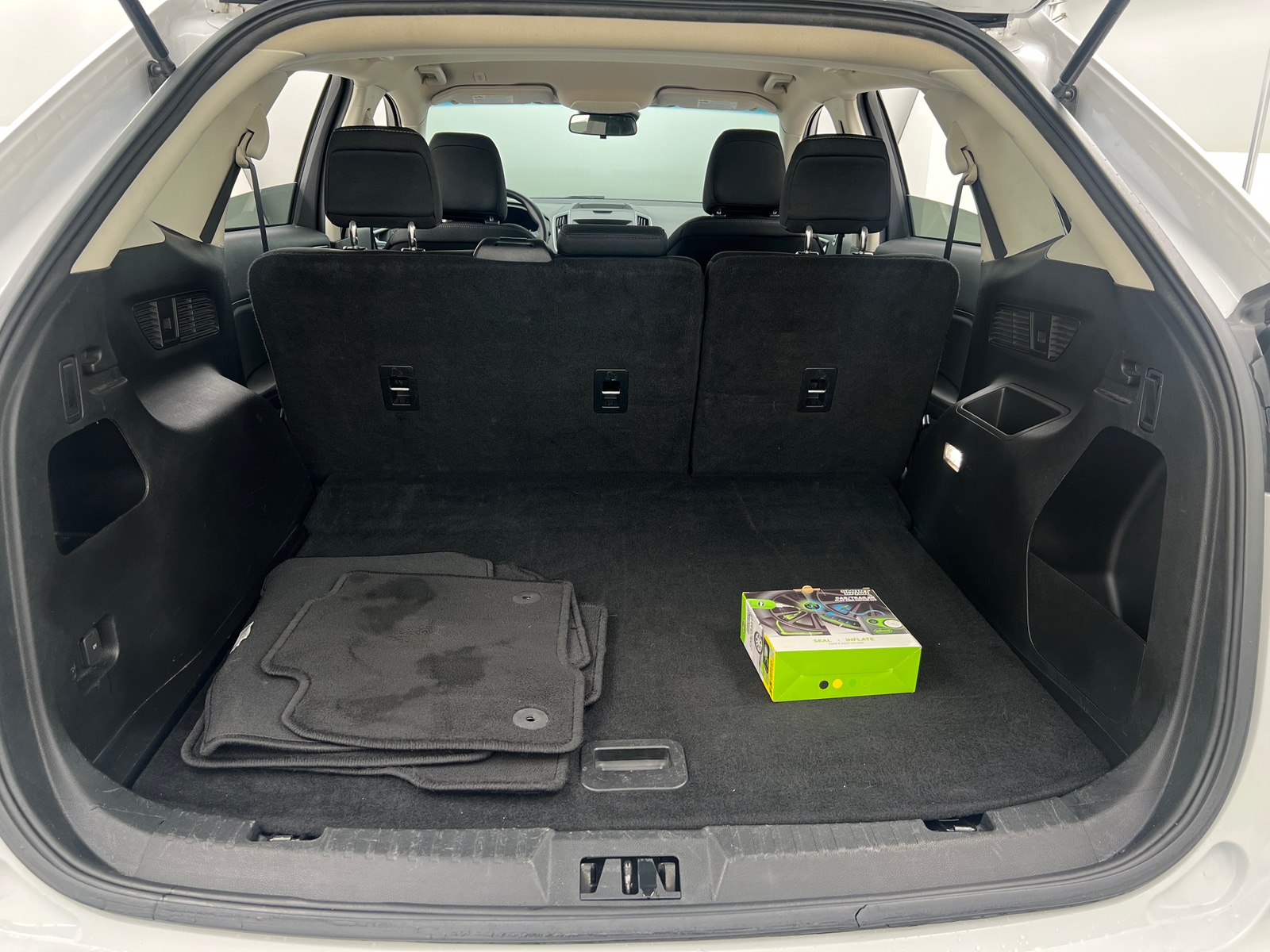 Thumbnail: 2020 Ford Edge - 7