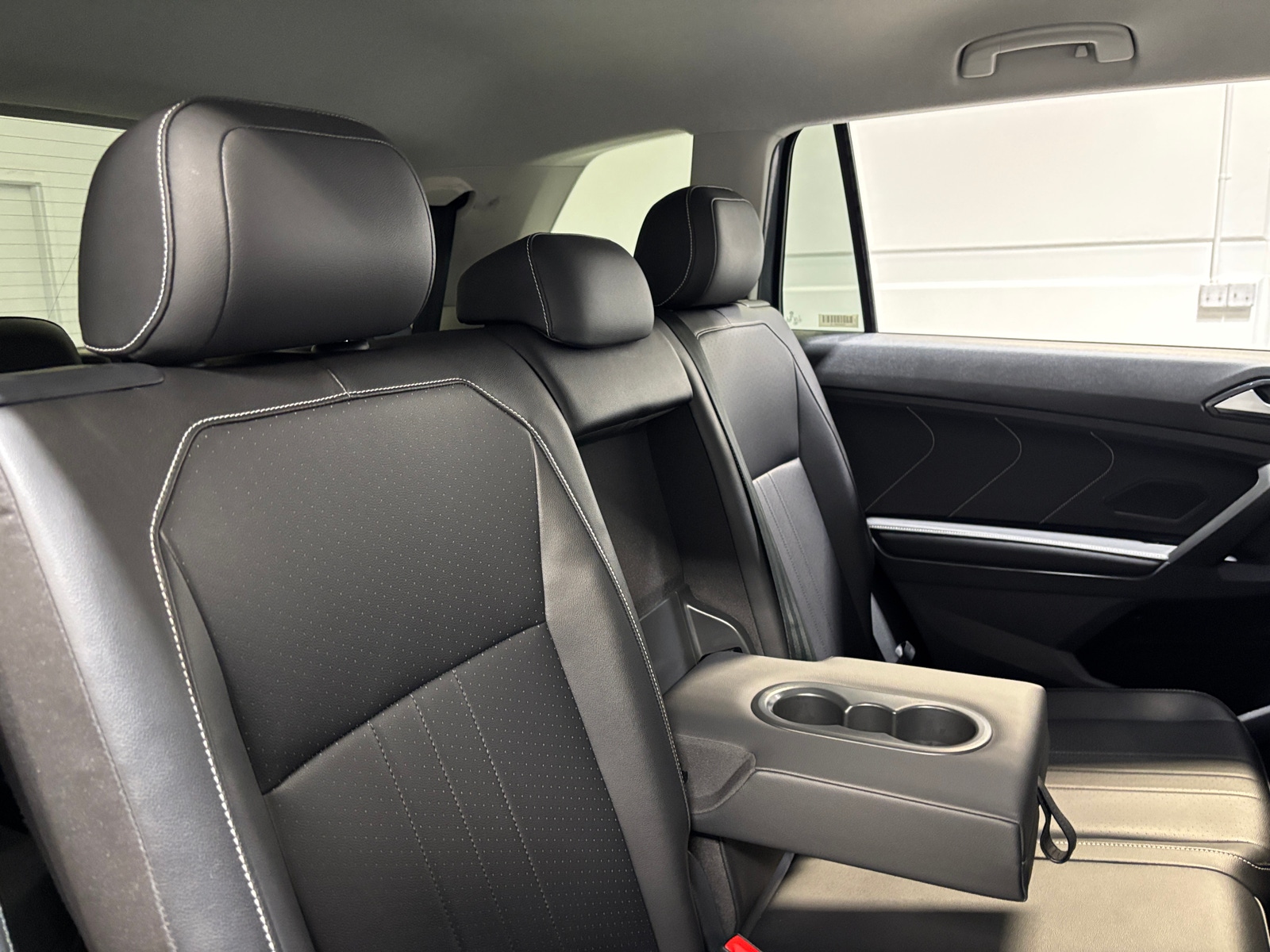 Thumbnail: 2024 Volkswagen Tiguan - 5