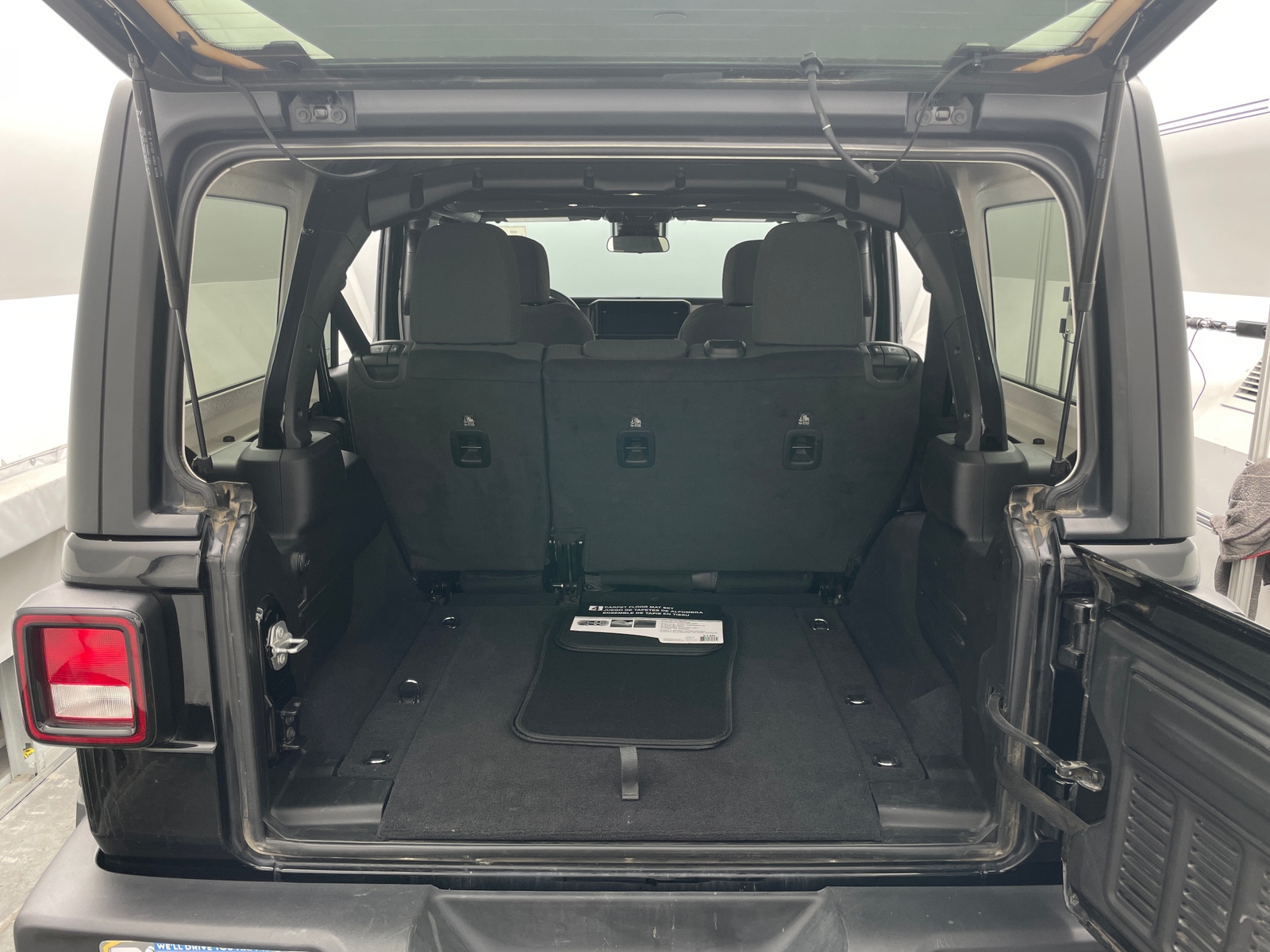 Thumbnail: 2025 Jeep Wrangler - 7