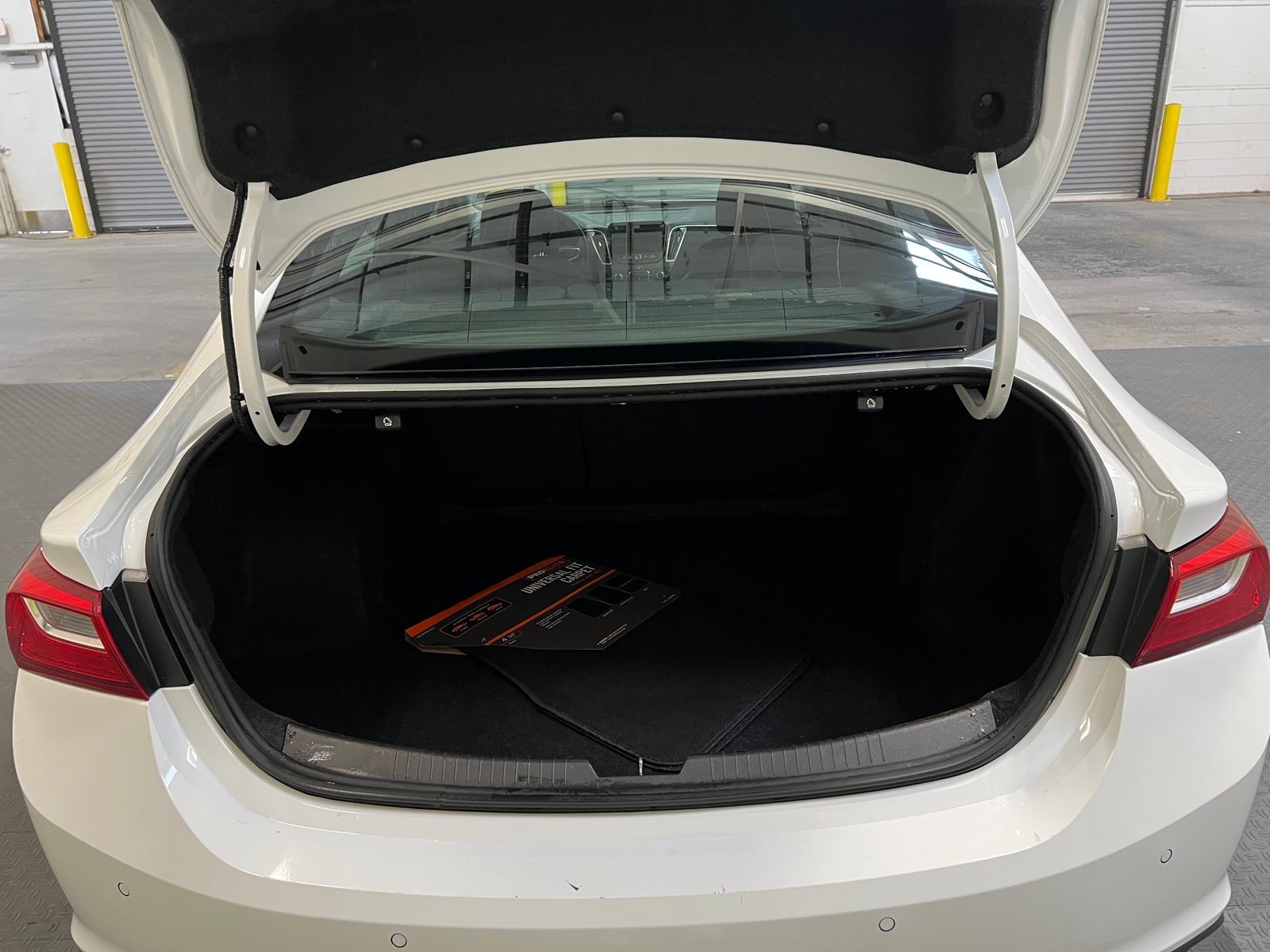 Thumbnail: 2024 Chevrolet Malibu - 7