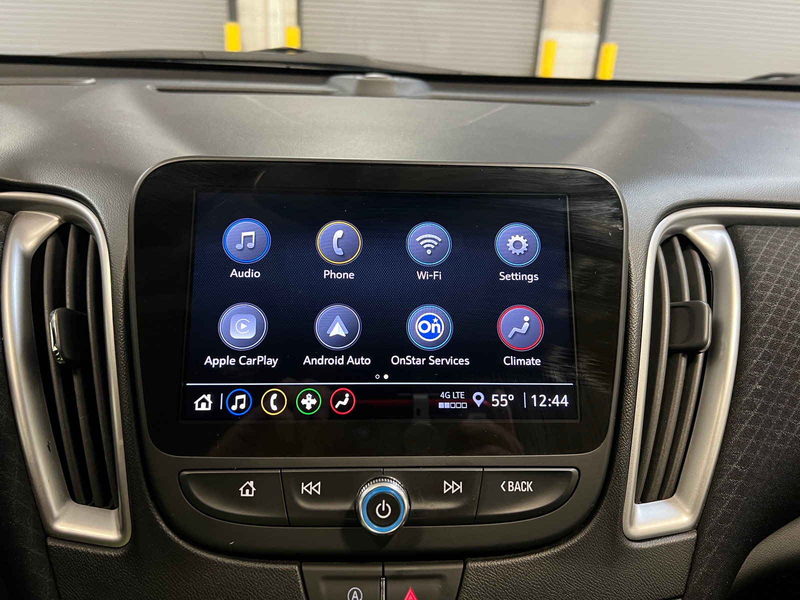 Thumbnail: 2024 Chevrolet Malibu - 4