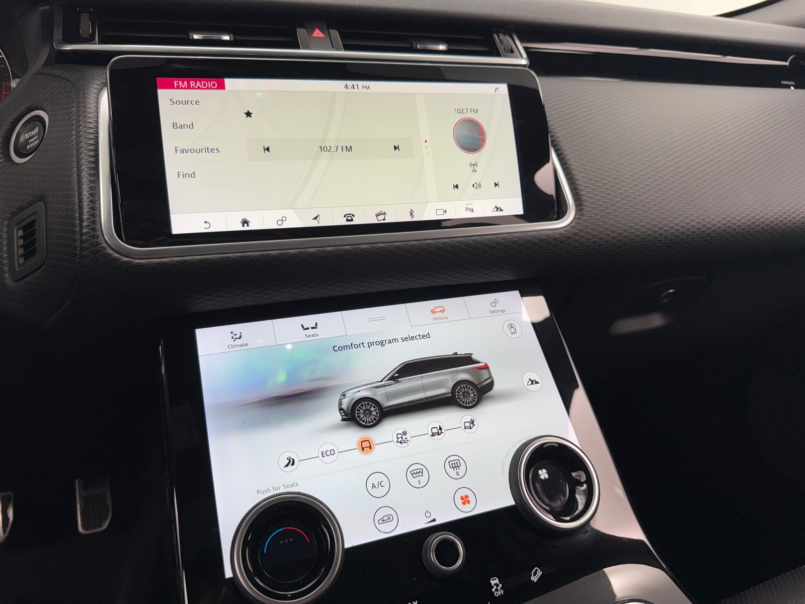 Thumbnail: 2020 Land Rover Range Rover Velar - 3