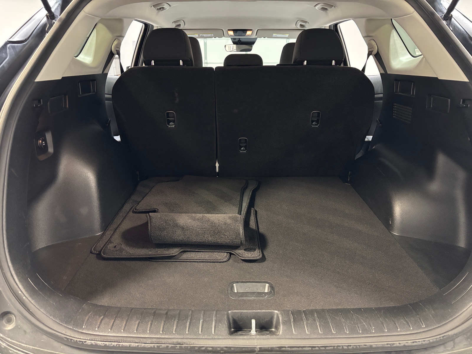 Thumbnail: 2024 Kia Sportage - 7