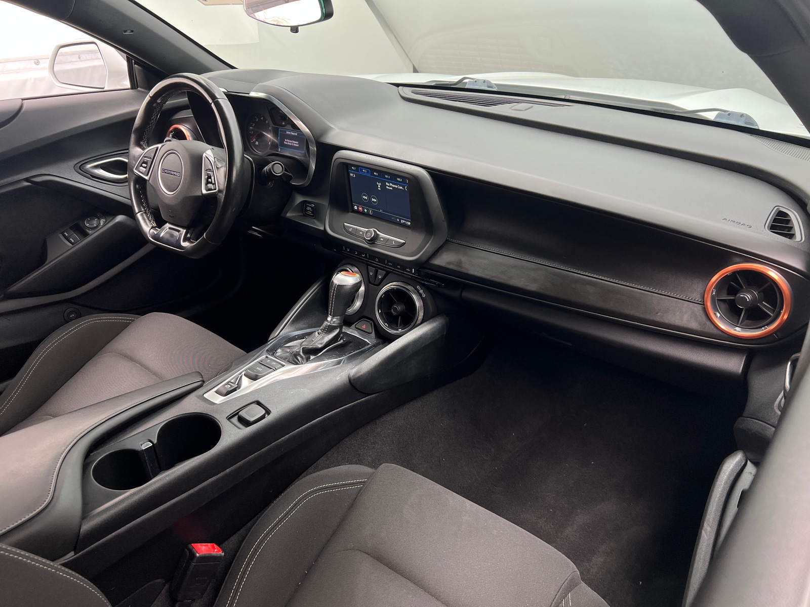 Thumbnail: 2019 Chevrolet Camaro - 3