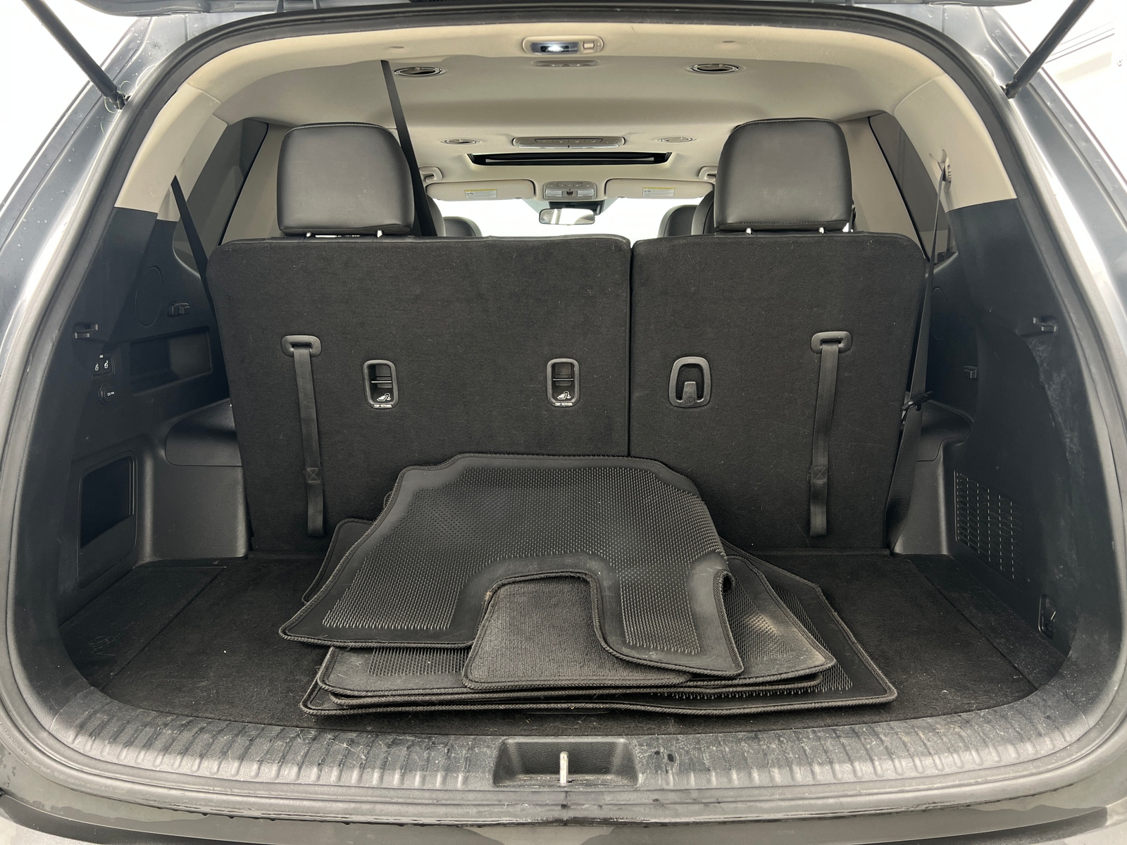 Thumbnail: 2021 Kia Telluride - 6