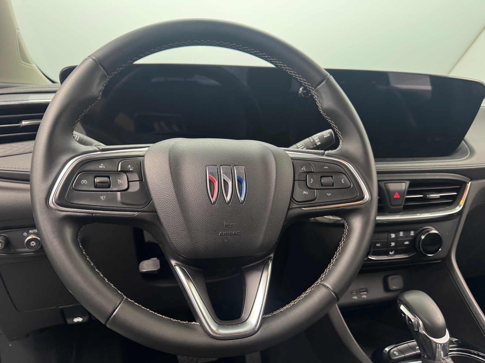 Thumbnail: 2025 Buick Encore GX - 5