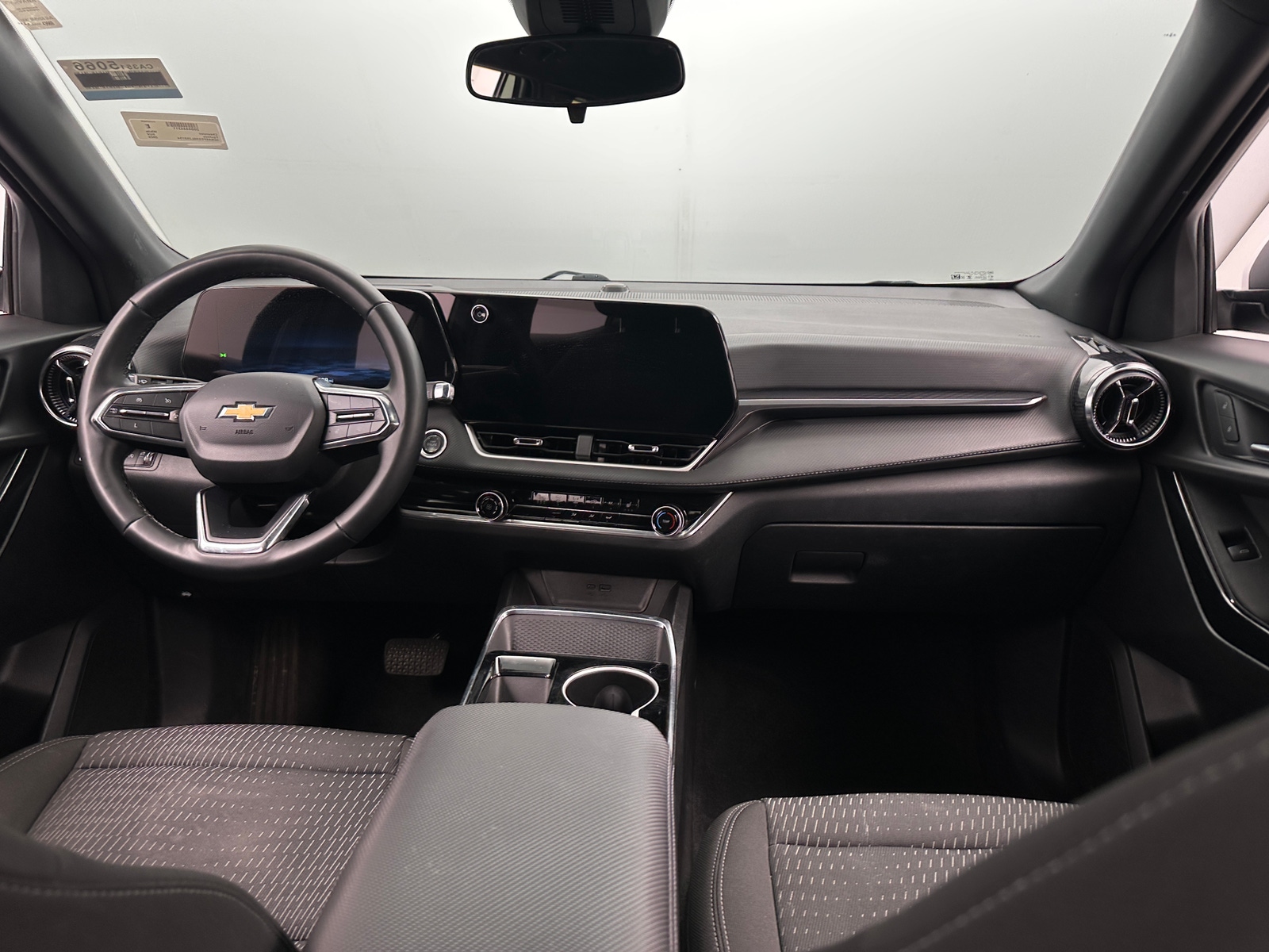 Thumbnail: 2025 Chevrolet Equinox - 3