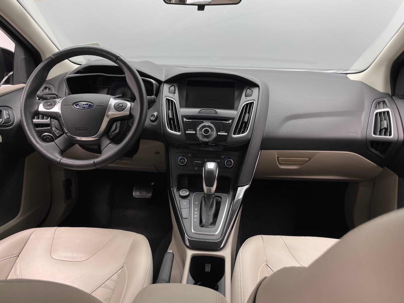 Thumbnail: 2017 Ford Focus - 2