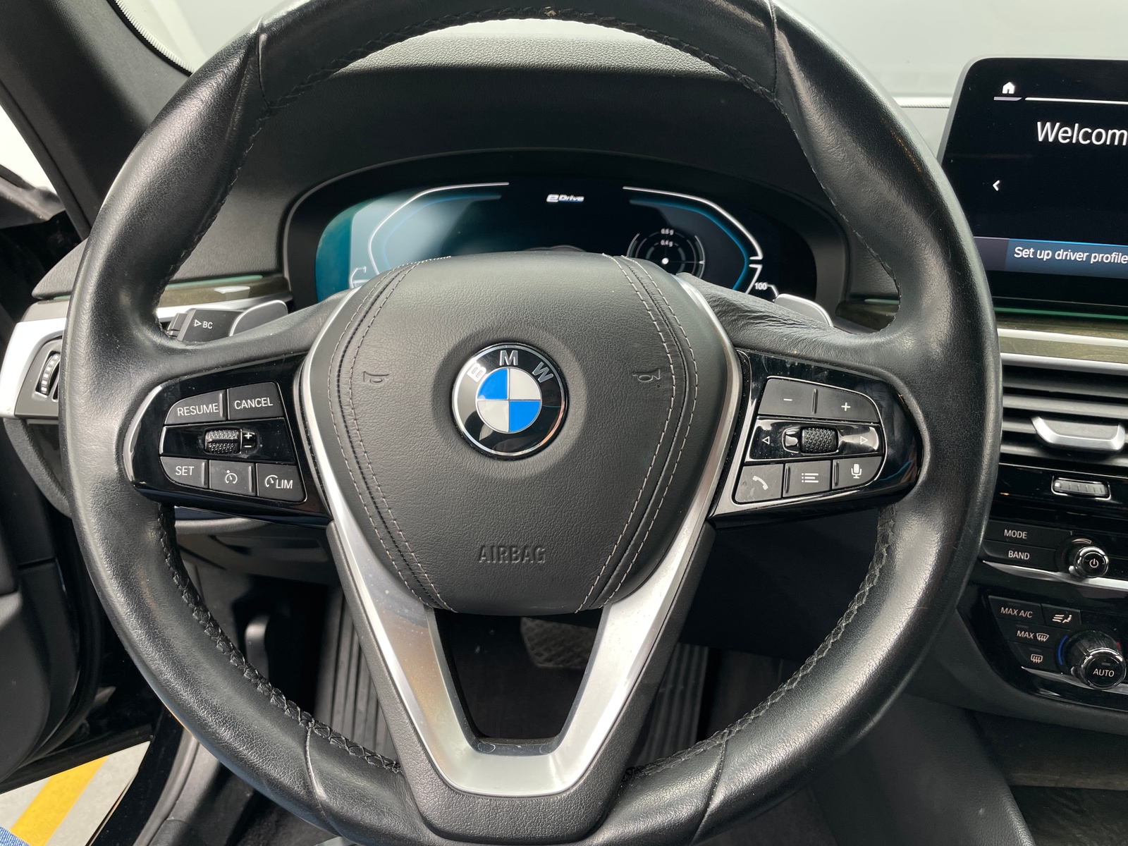 Thumbnail: 2021 BMW 5 Series - 4