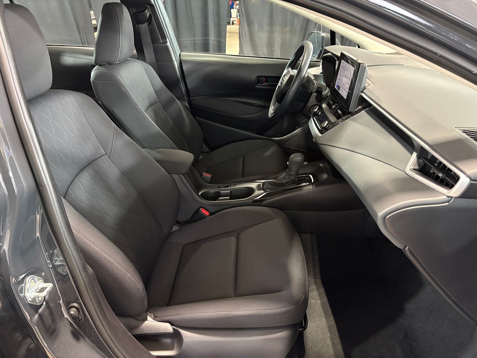 Thumbnail: 2025 Toyota Corolla - 2