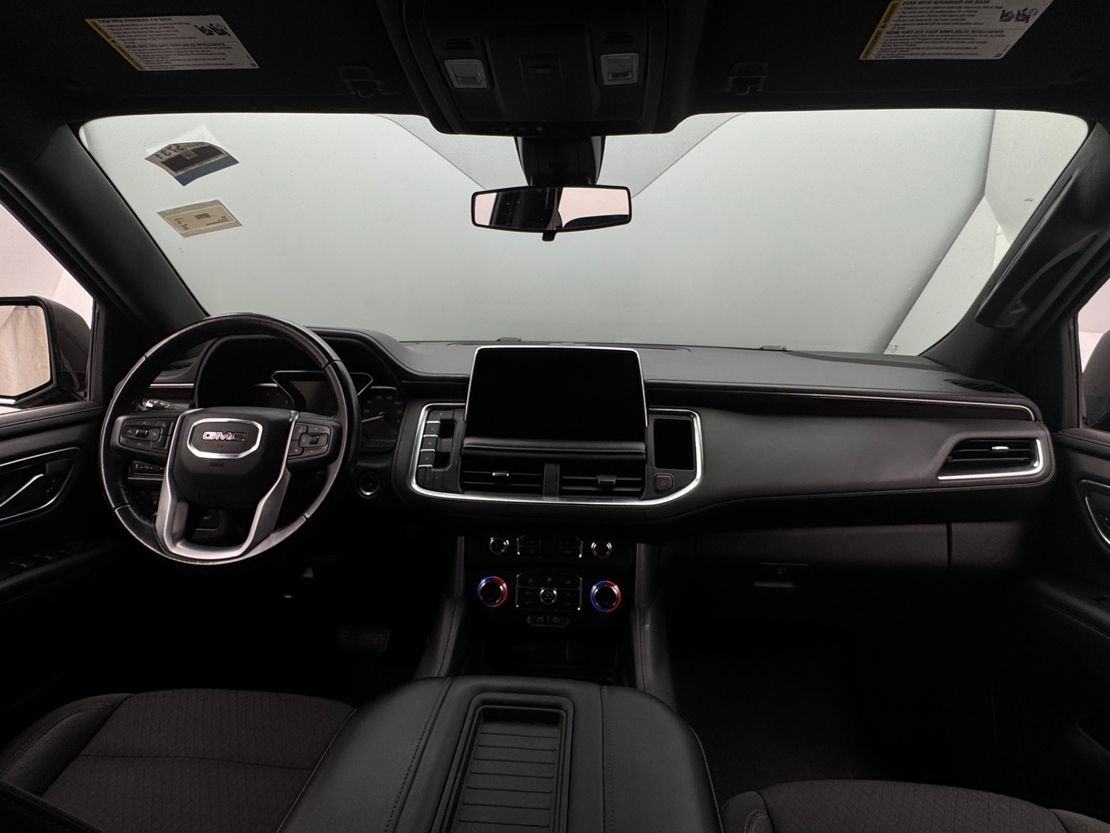 Thumbnail: 2021 GMC Yukon XL - 3