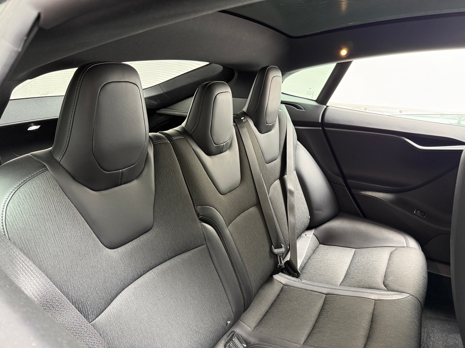 Thumbnail: 2018 Tesla Model S - 5