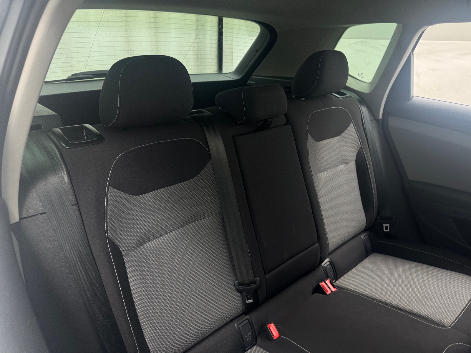 Thumbnail: 2022 Volkswagen Taos - 6