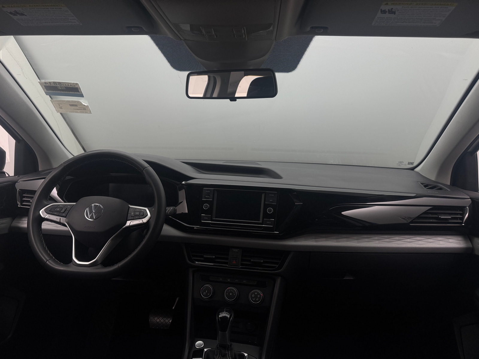 Thumbnail: 2022 Volkswagen Taos - 3