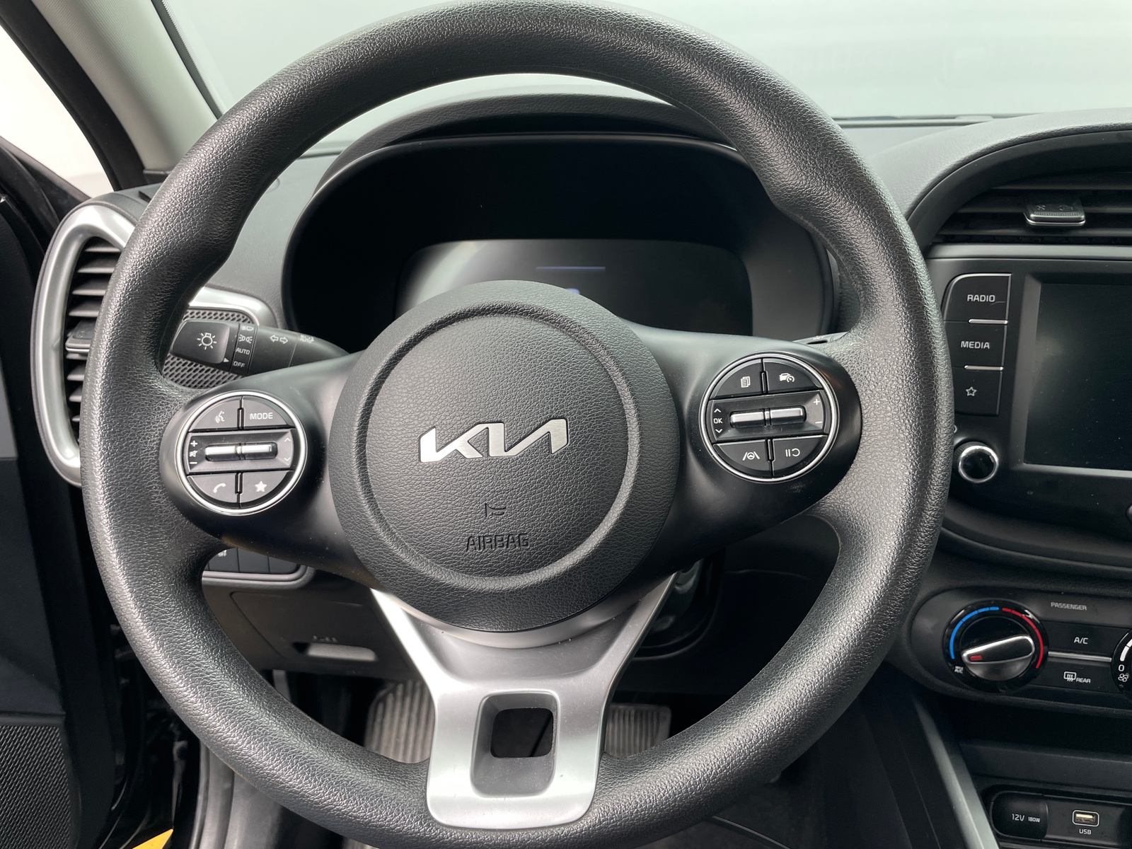 Thumbnail: 2024 Kia Soul - 5