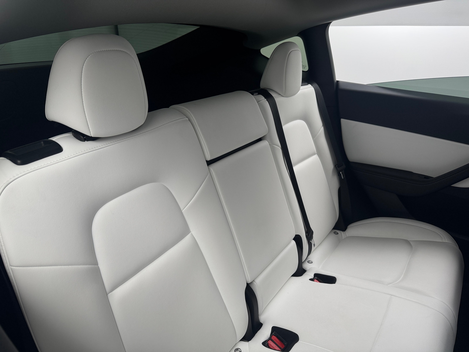 Thumbnail: 2022 Tesla Model Y - 5