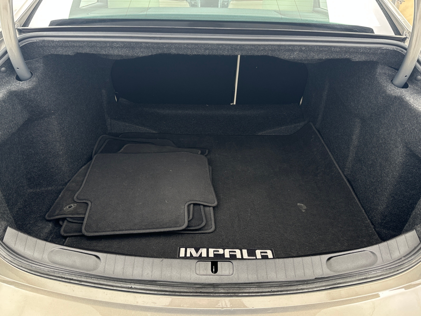 Thumbnail: 2017 Chevrolet Impala - 6