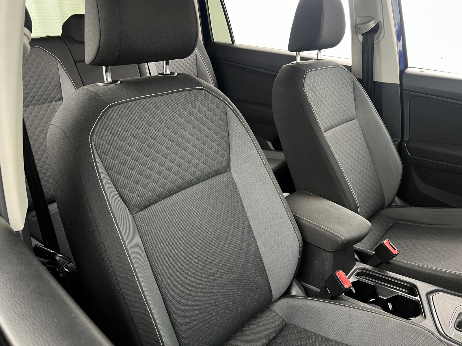 Thumbnail: 2021 Volkswagen Tiguan - 2