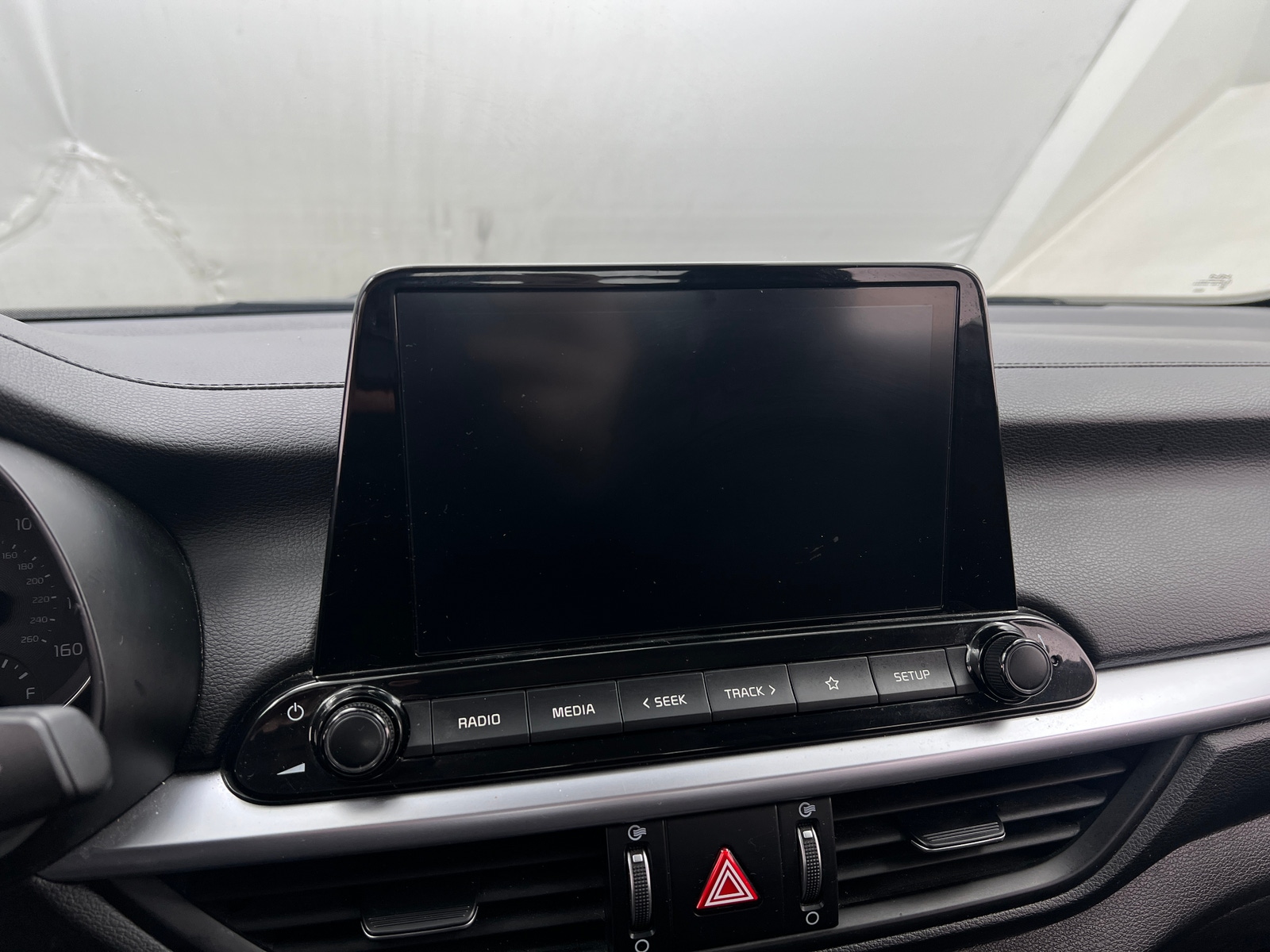 Thumbnail: 2022 Kia Forte - 4