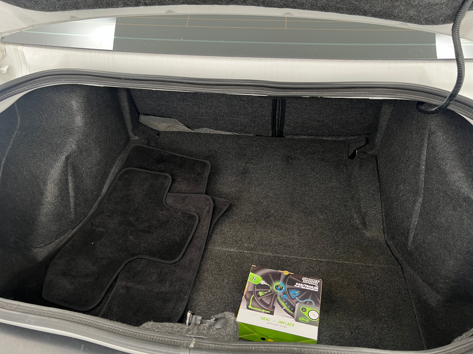 Thumbnail: 2016 Dodge Challenger - 4