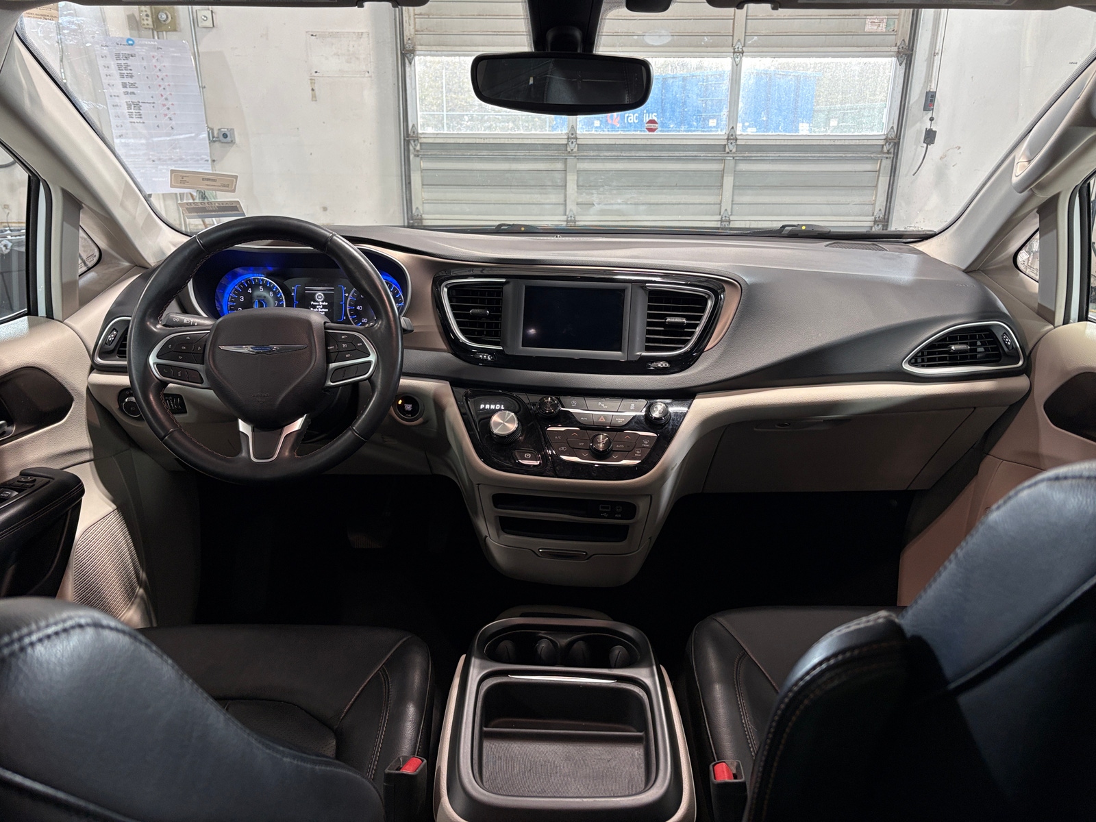 Thumbnail: 2018 Chrysler Pacifica - 2