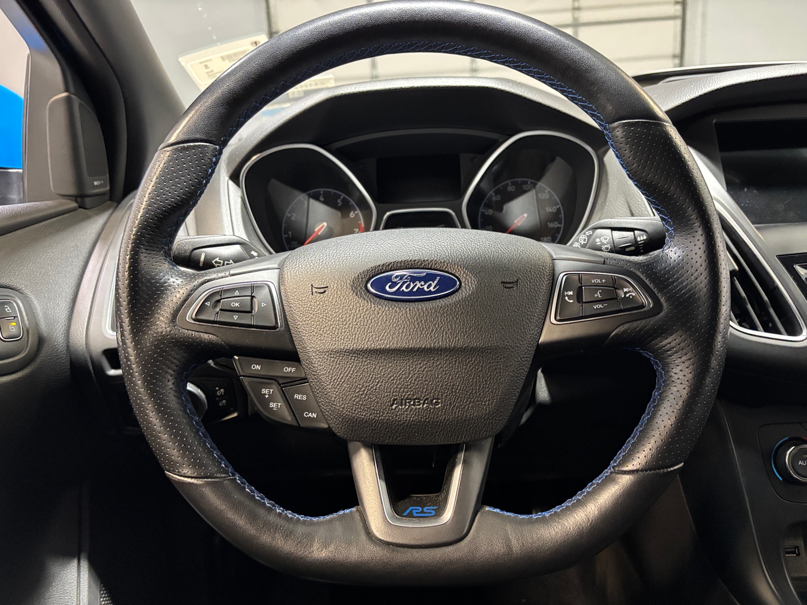 Thumbnail: 2017 Ford Focus - 4