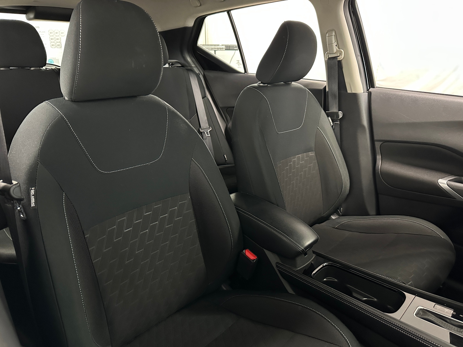 Thumbnail: 2024 Nissan Kicks - 2