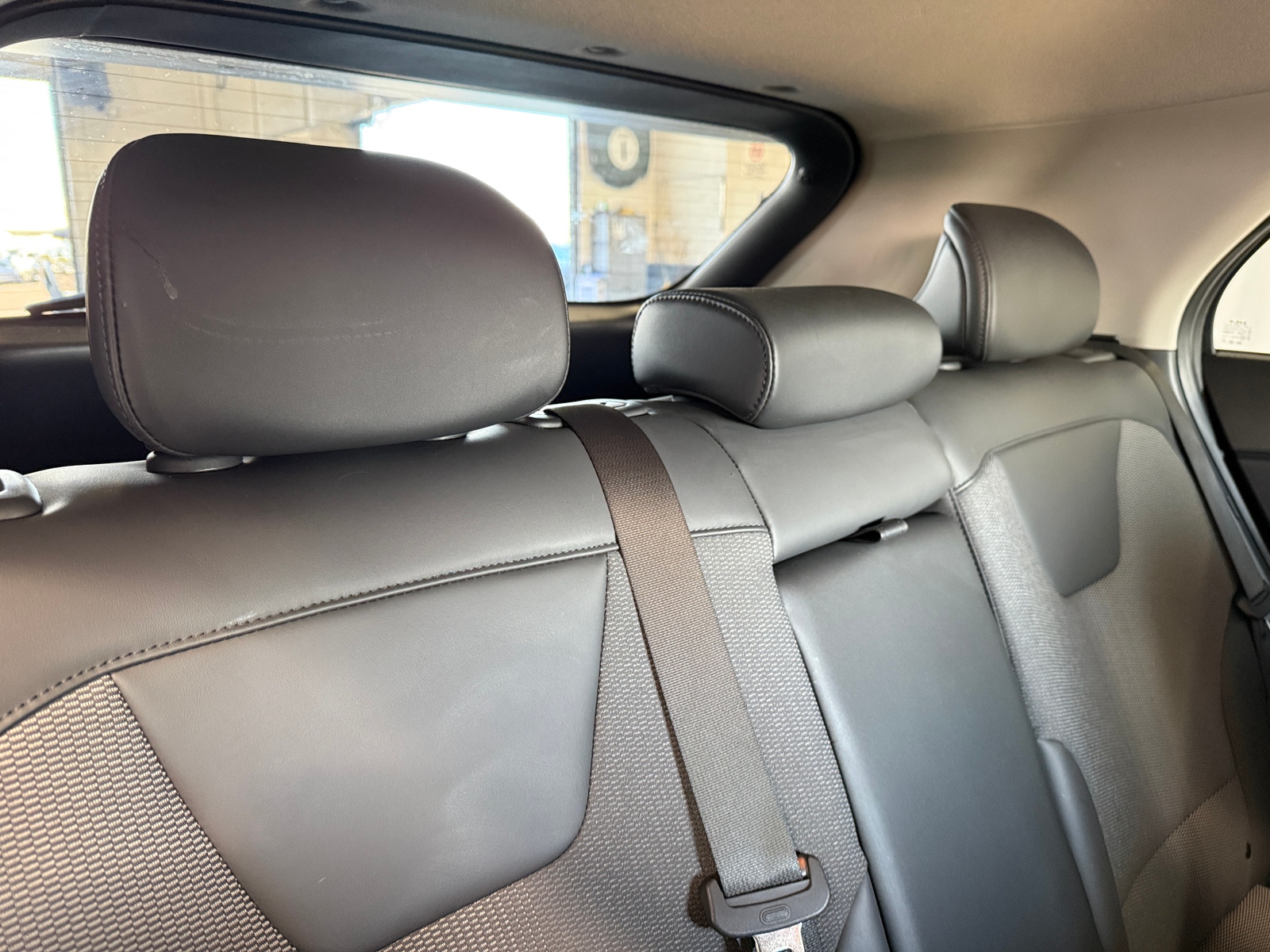 Thumbnail: 2023 Kia Niro - 6