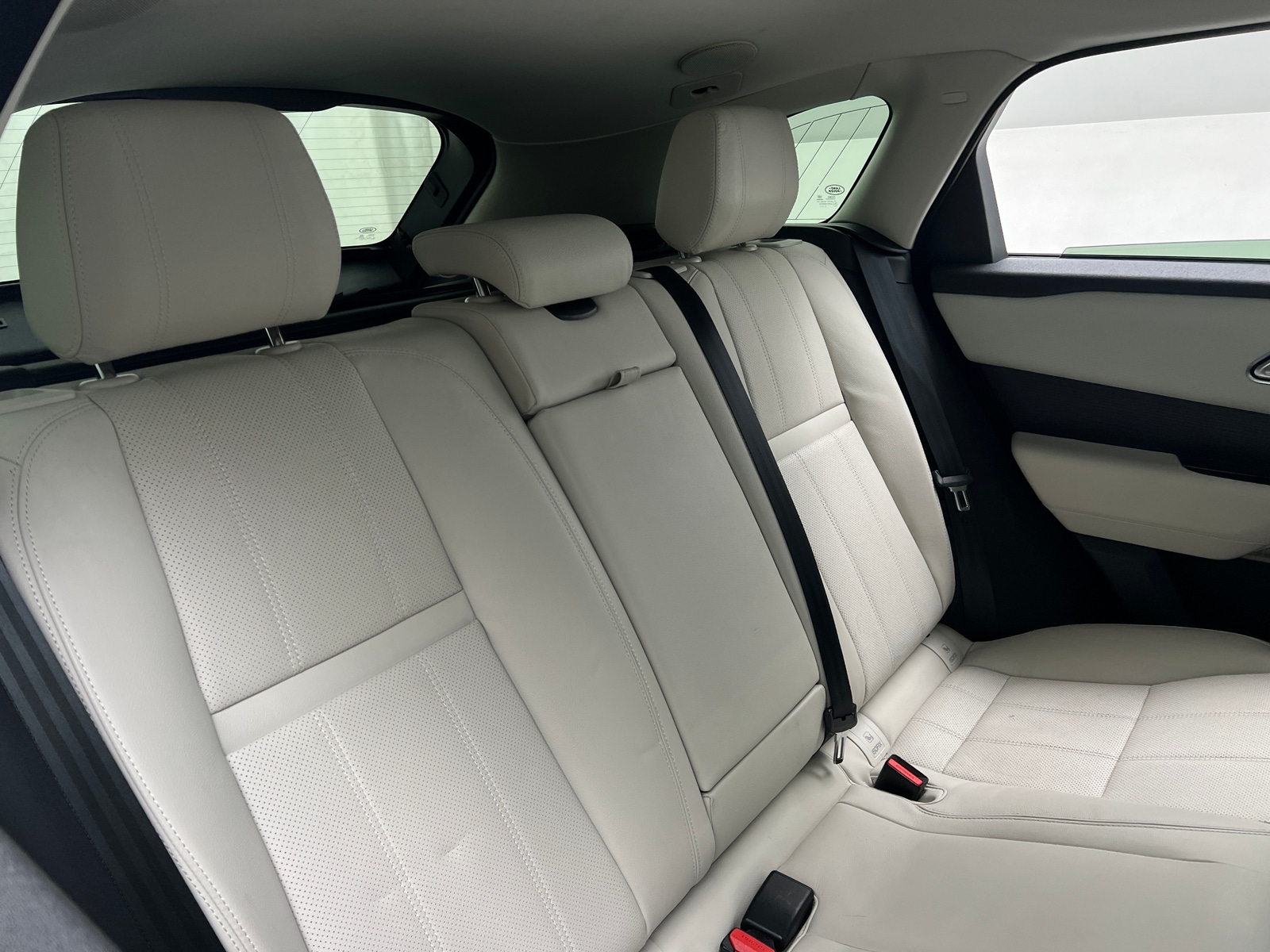 Thumbnail: 2018 Land Rover Range Rover Velar - 5