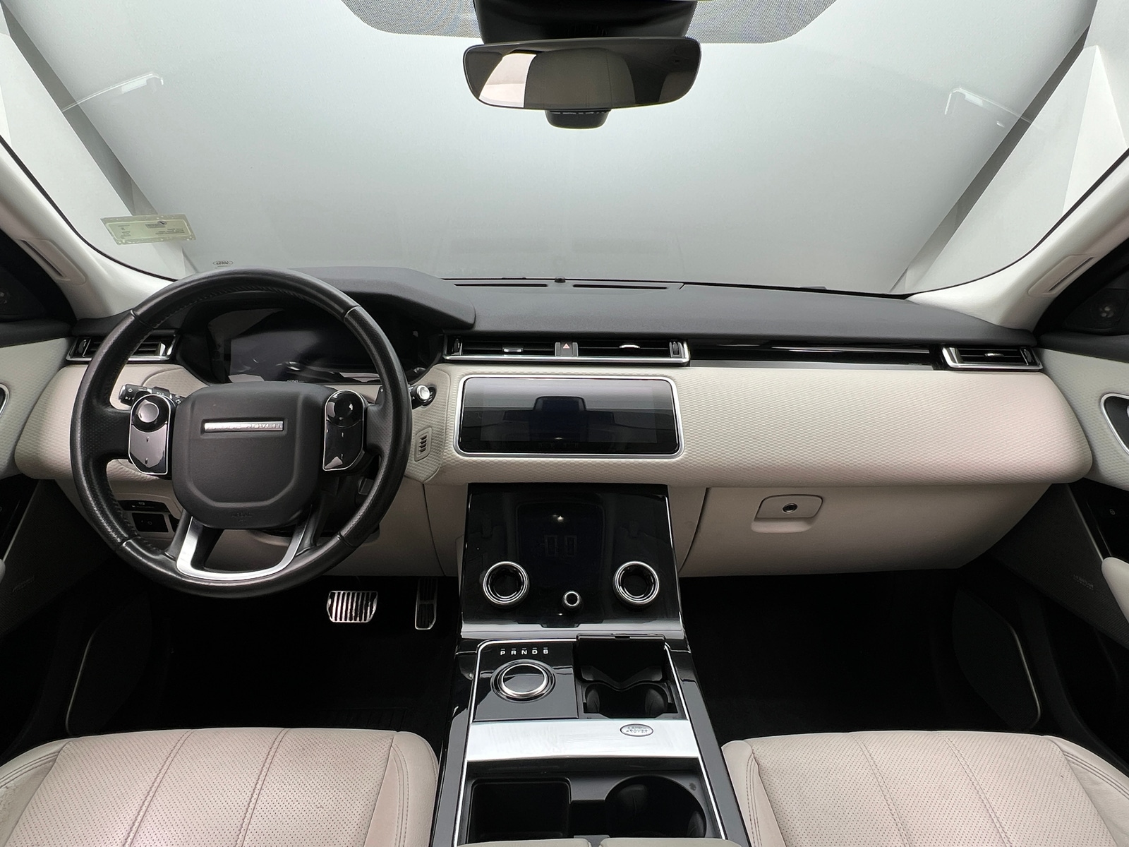 Thumbnail: 2018 Land Rover Range Rover Velar - 2