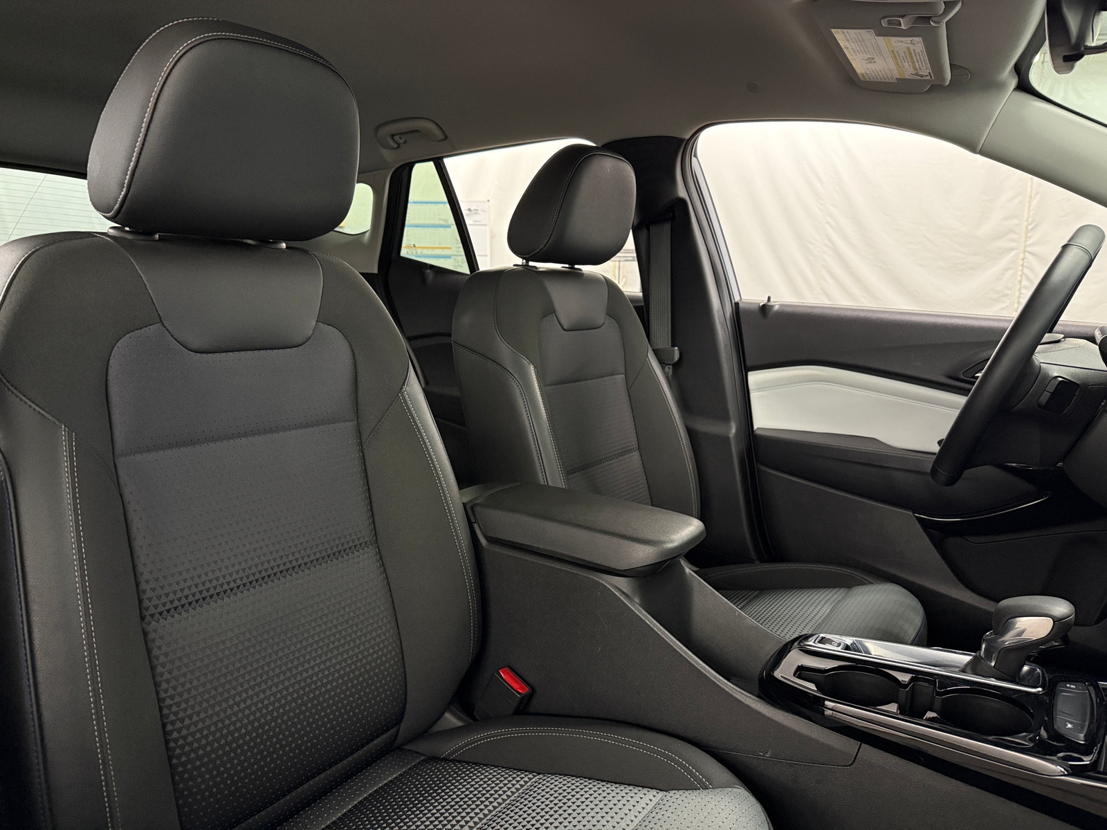 Thumbnail: 2025 Chevrolet Trax - 2