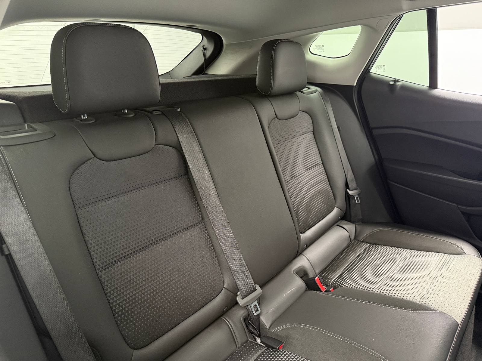 Thumbnail: 2025 Chevrolet Trax - 6