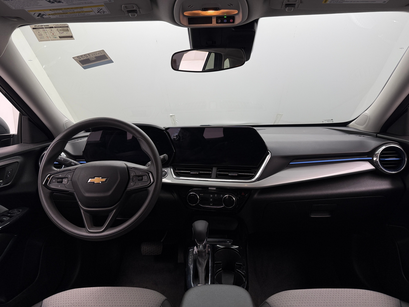 Thumbnail: 2025 Chevrolet Trax - 3