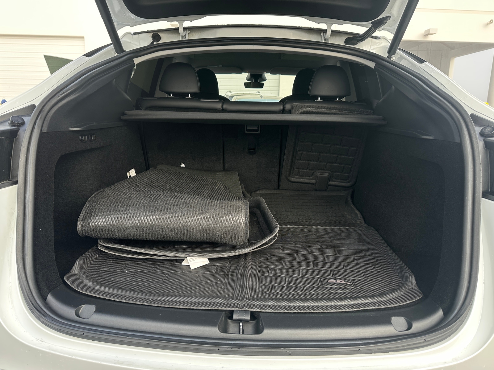 Thumbnail: 2023 Tesla Model Y - 6