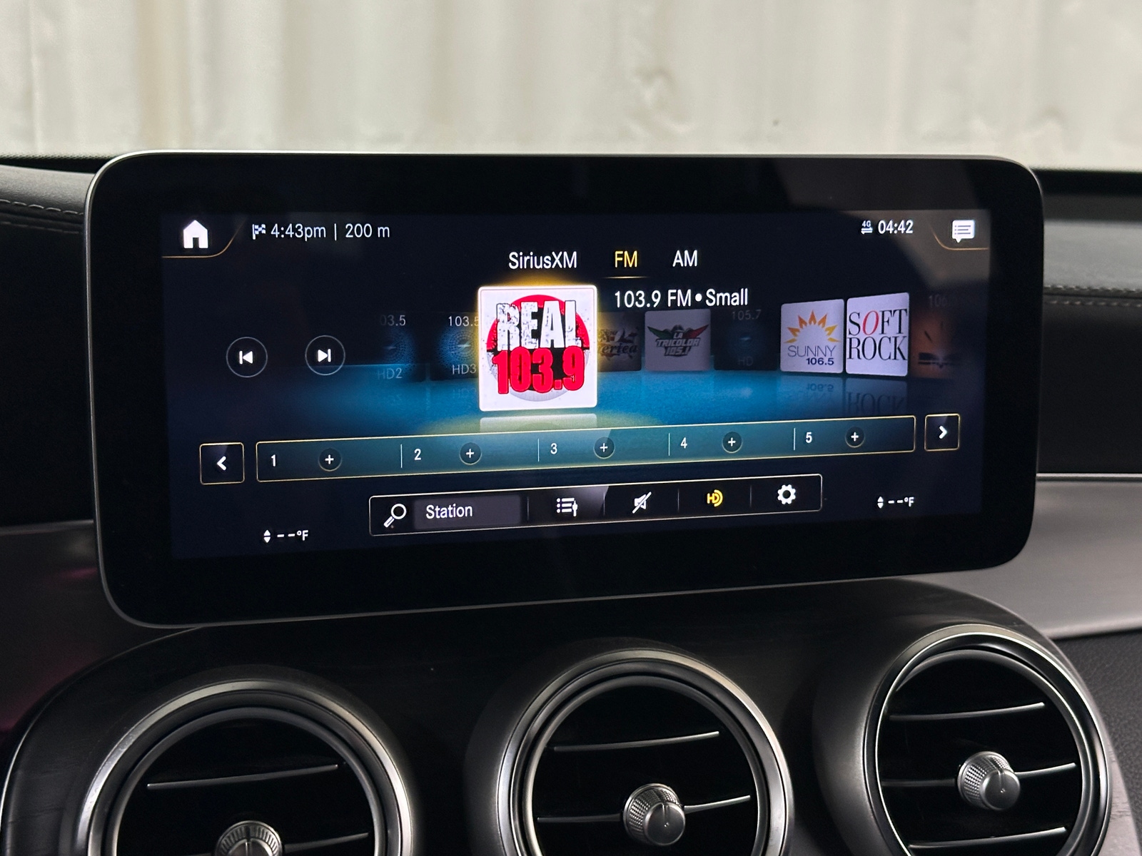 Thumbnail: 2020 Mercedes-Benz GLC - 3