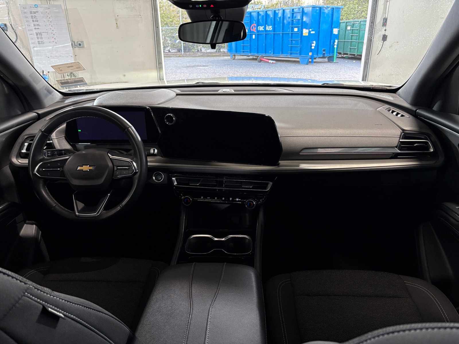 Thumbnail: 2024 Chevrolet Traverse - 3