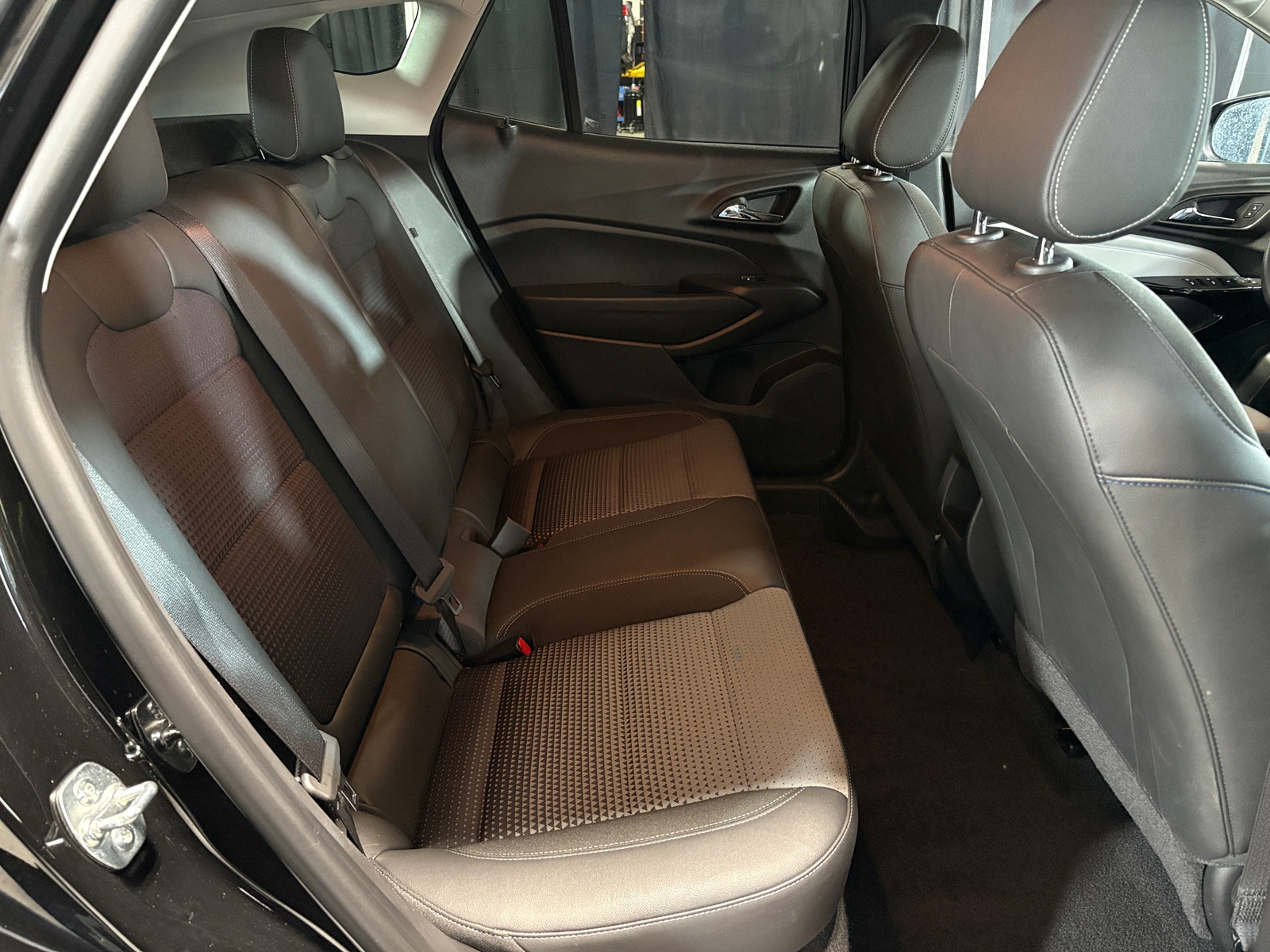 Thumbnail: 2025 Chevrolet Trax - 6