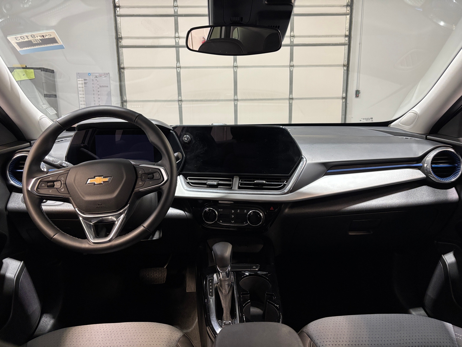 Thumbnail: 2025 Chevrolet Trax - 3