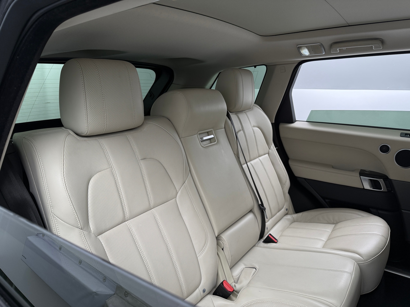 Thumbnail: 2017 Land Rover Range Rover Sport - 5