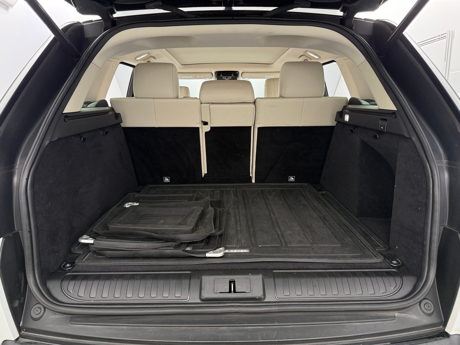 Thumbnail: 2017 Land Rover Range Rover Sport - 6