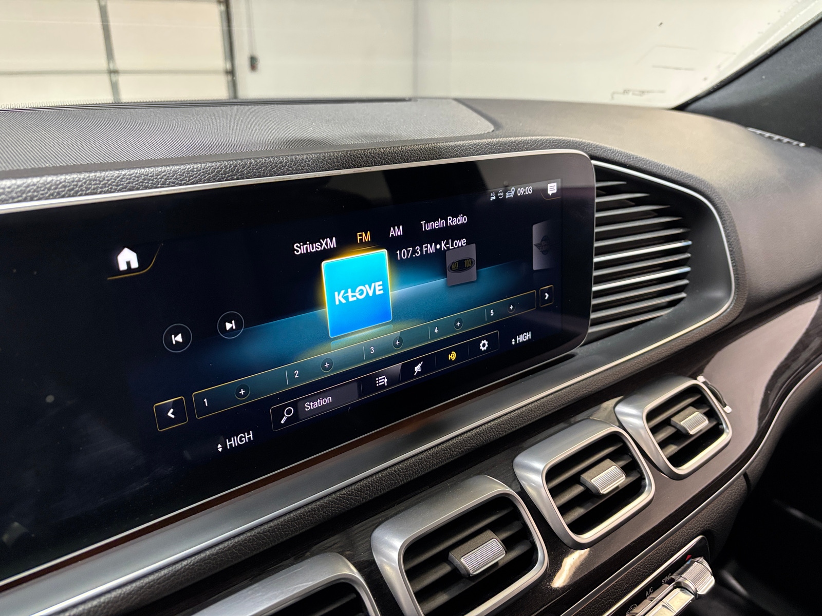 Thumbnail: 2021 Mercedes-Benz GLE - 3