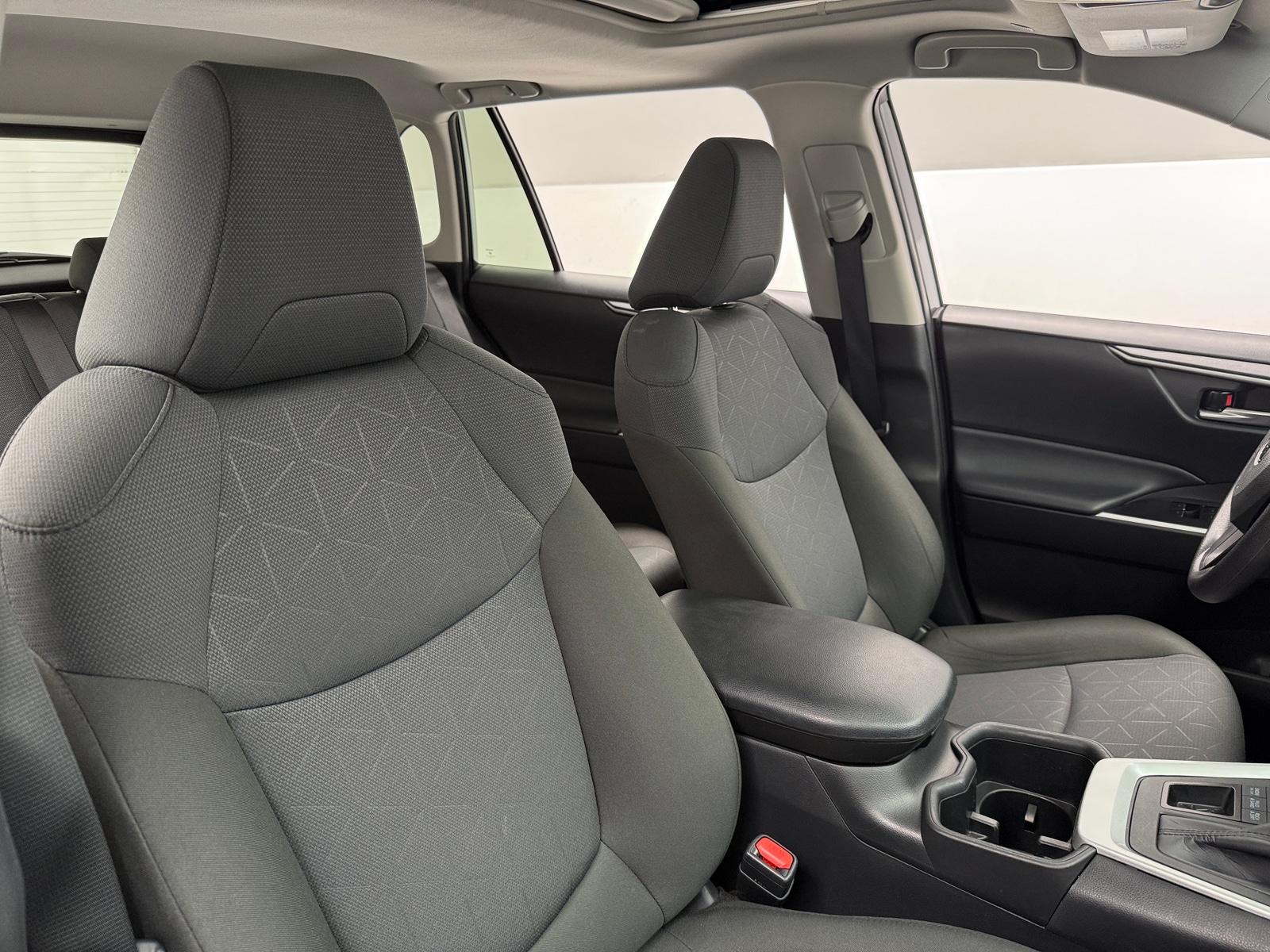 Thumbnail: 2025 Toyota RAV4 - 2