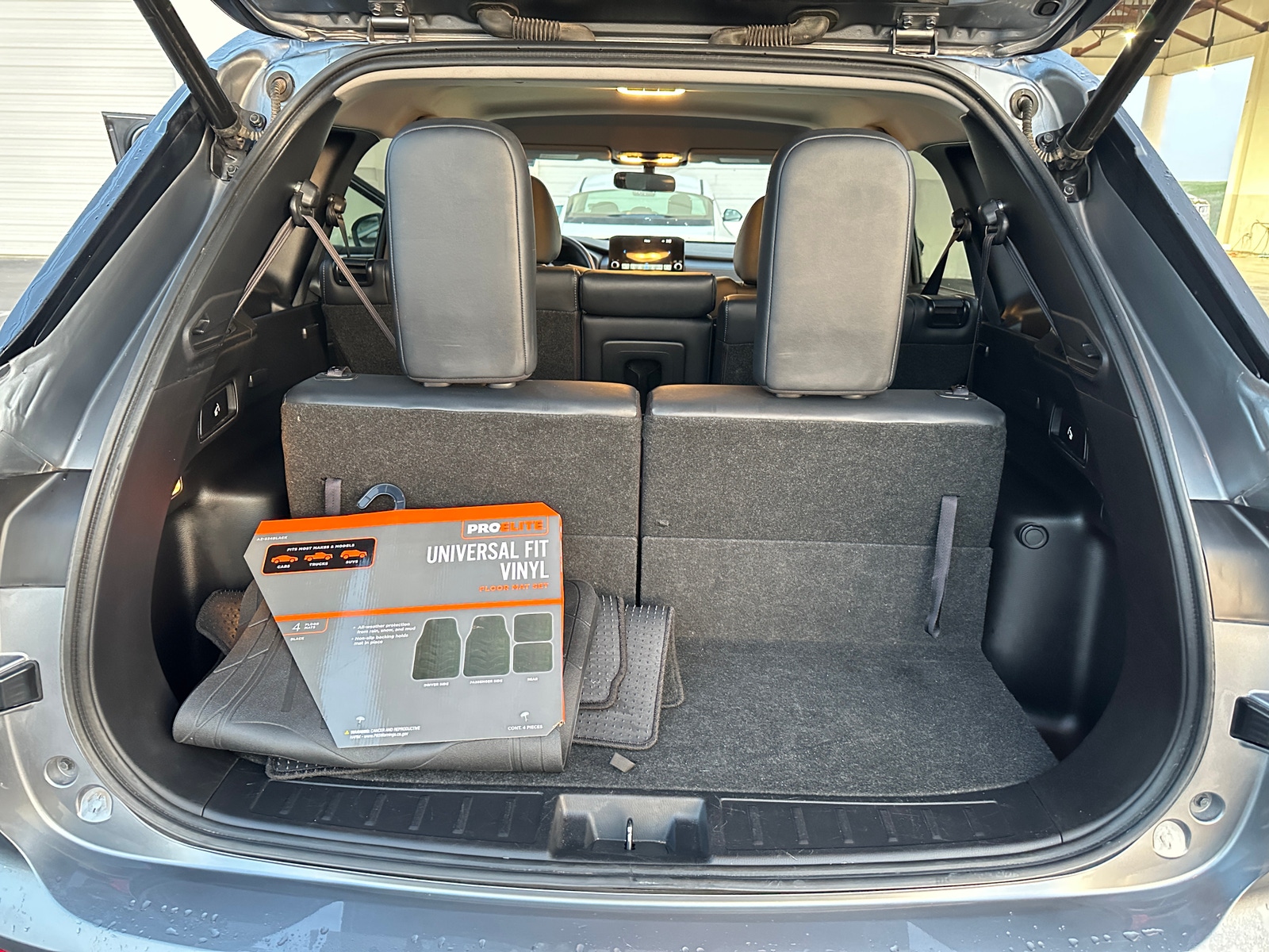 Thumbnail: 2024 Mitsubishi Outlander - 6