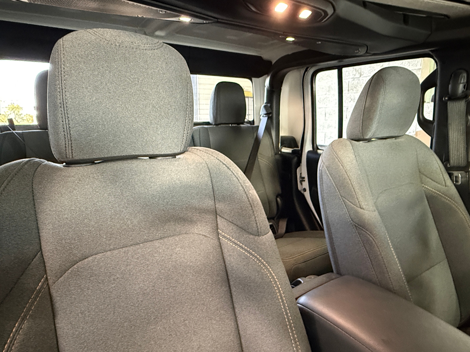 Thumbnail: 2025 Jeep Gladiator - 2