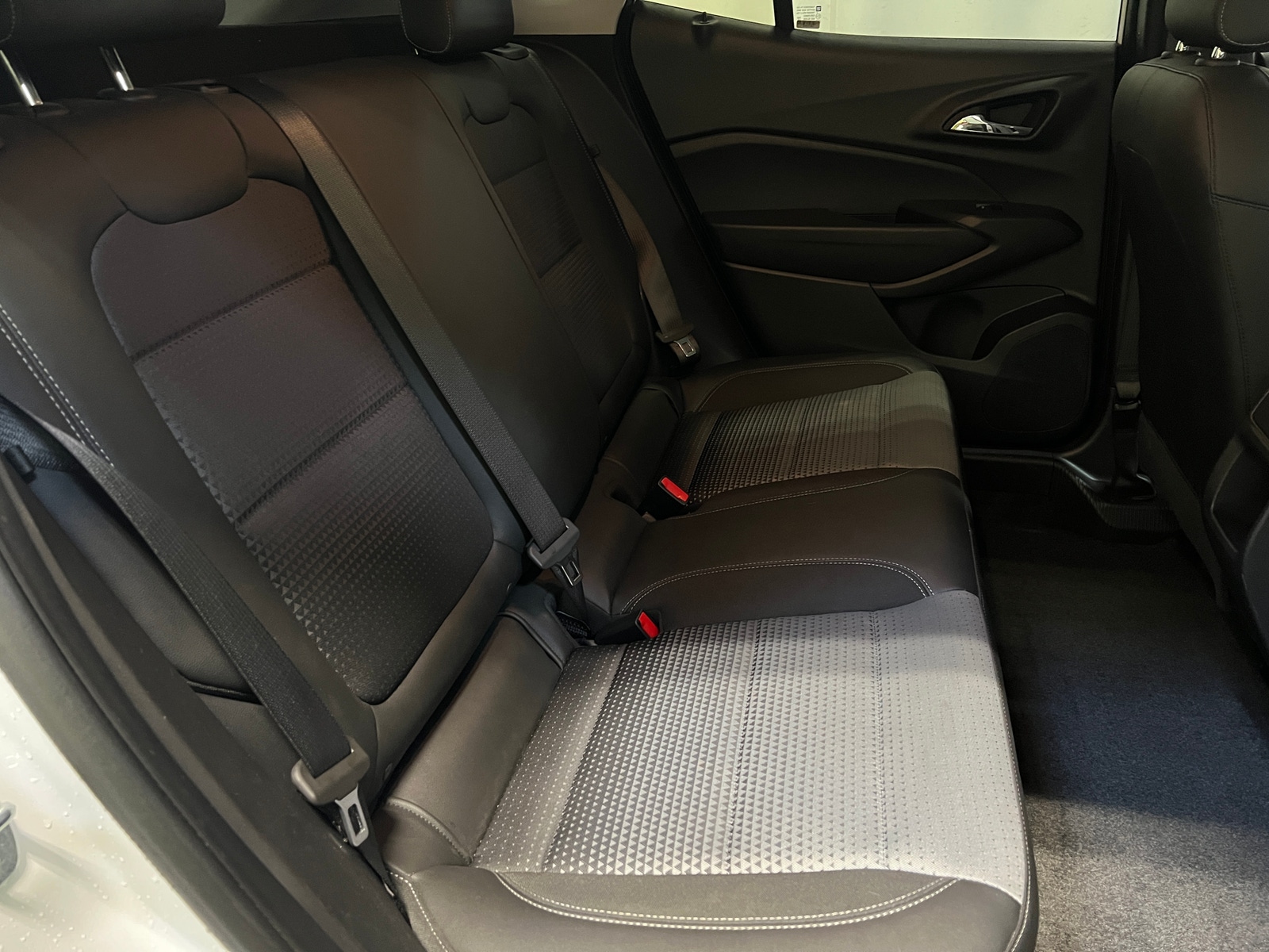 Thumbnail: 2025 Chevrolet Trax - 6