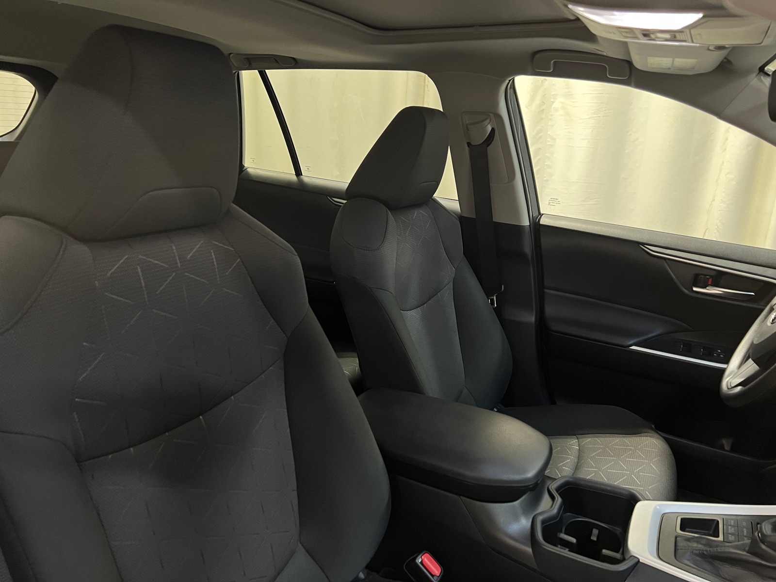 Thumbnail: 2025 Toyota RAV4 - 2