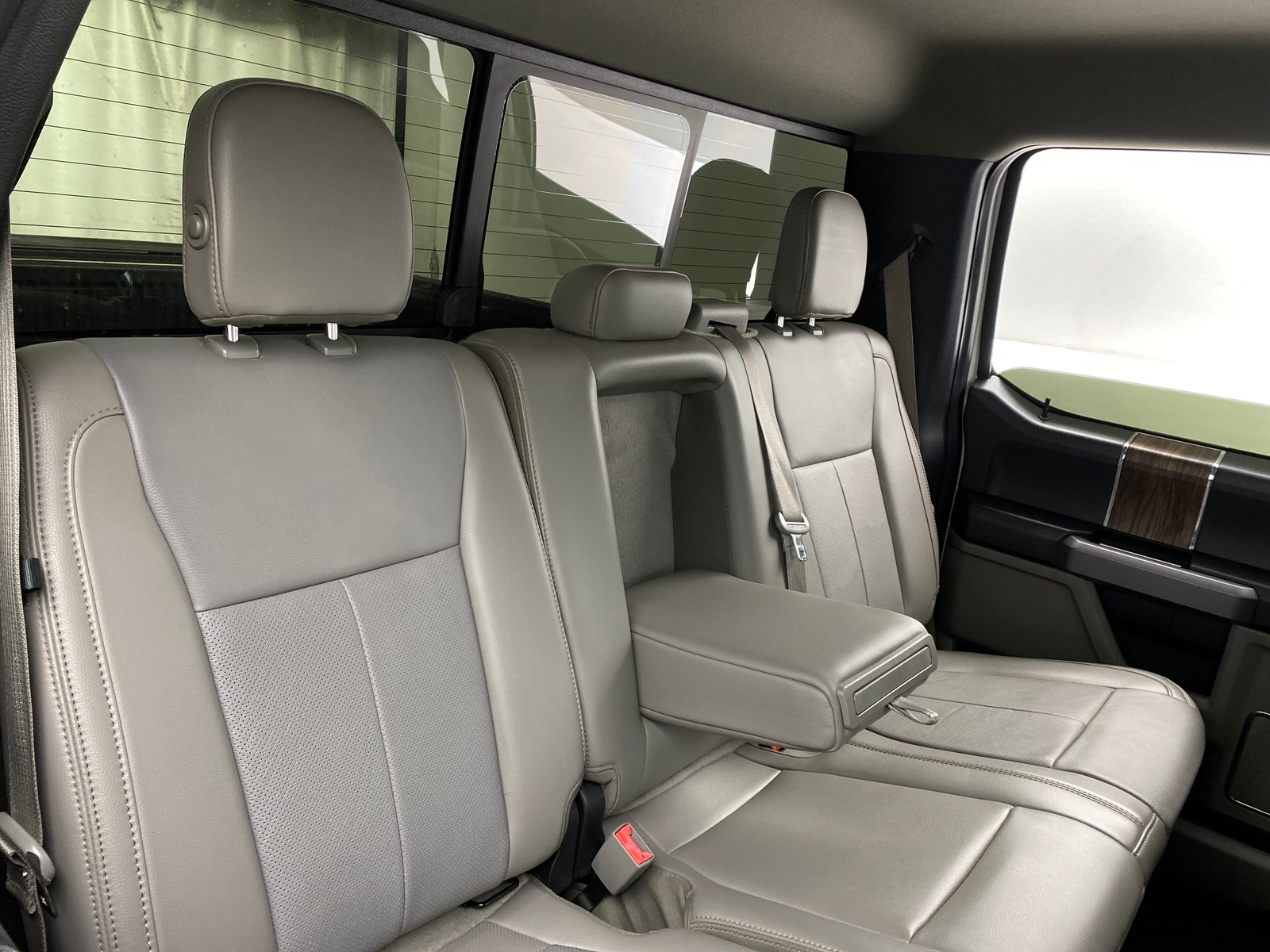 Thumbnail: 2019 Ford Econoline - 5